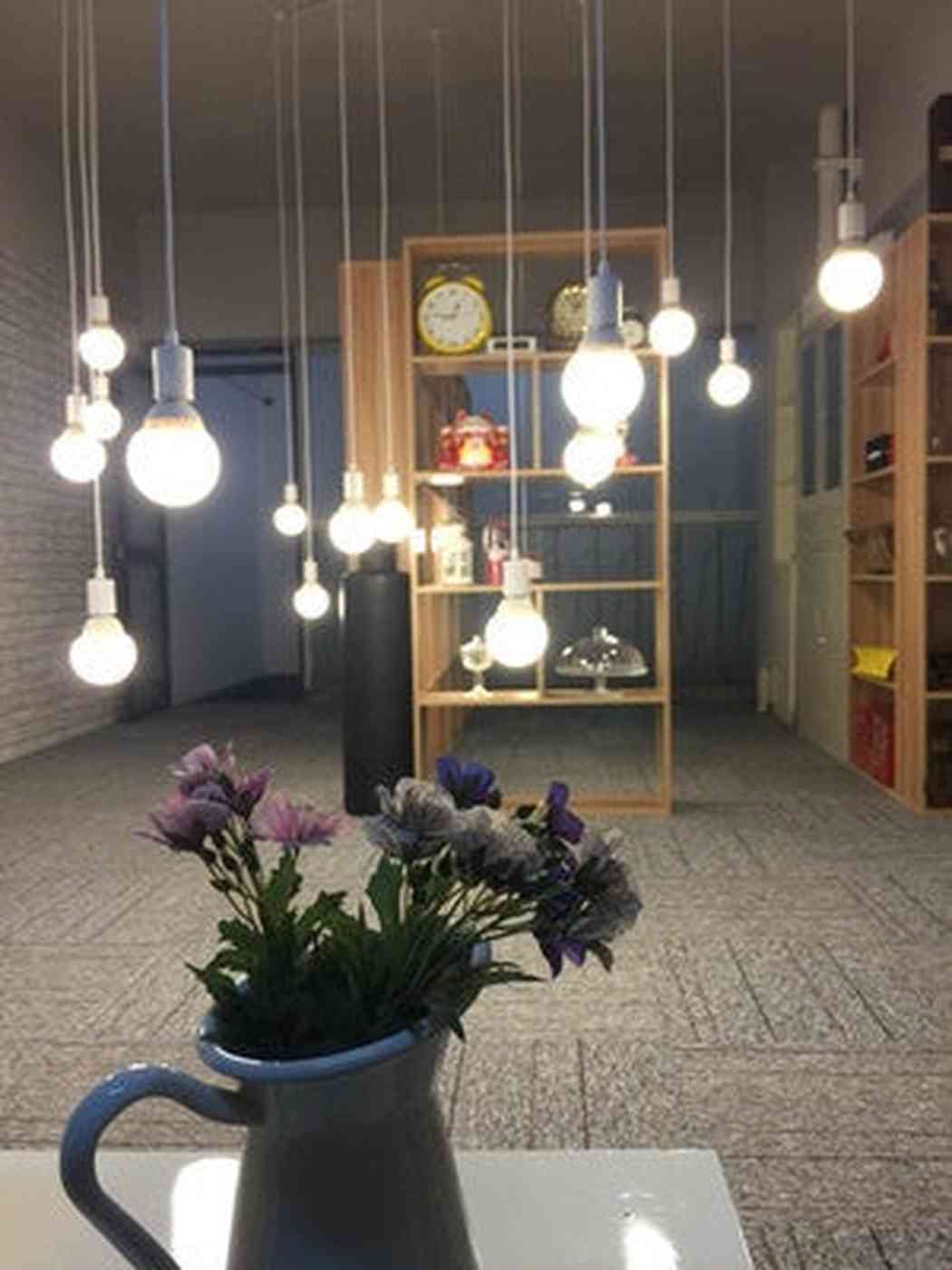 10 head Edison Bare Bulb Pendant Light Chandelier in White - Image 3