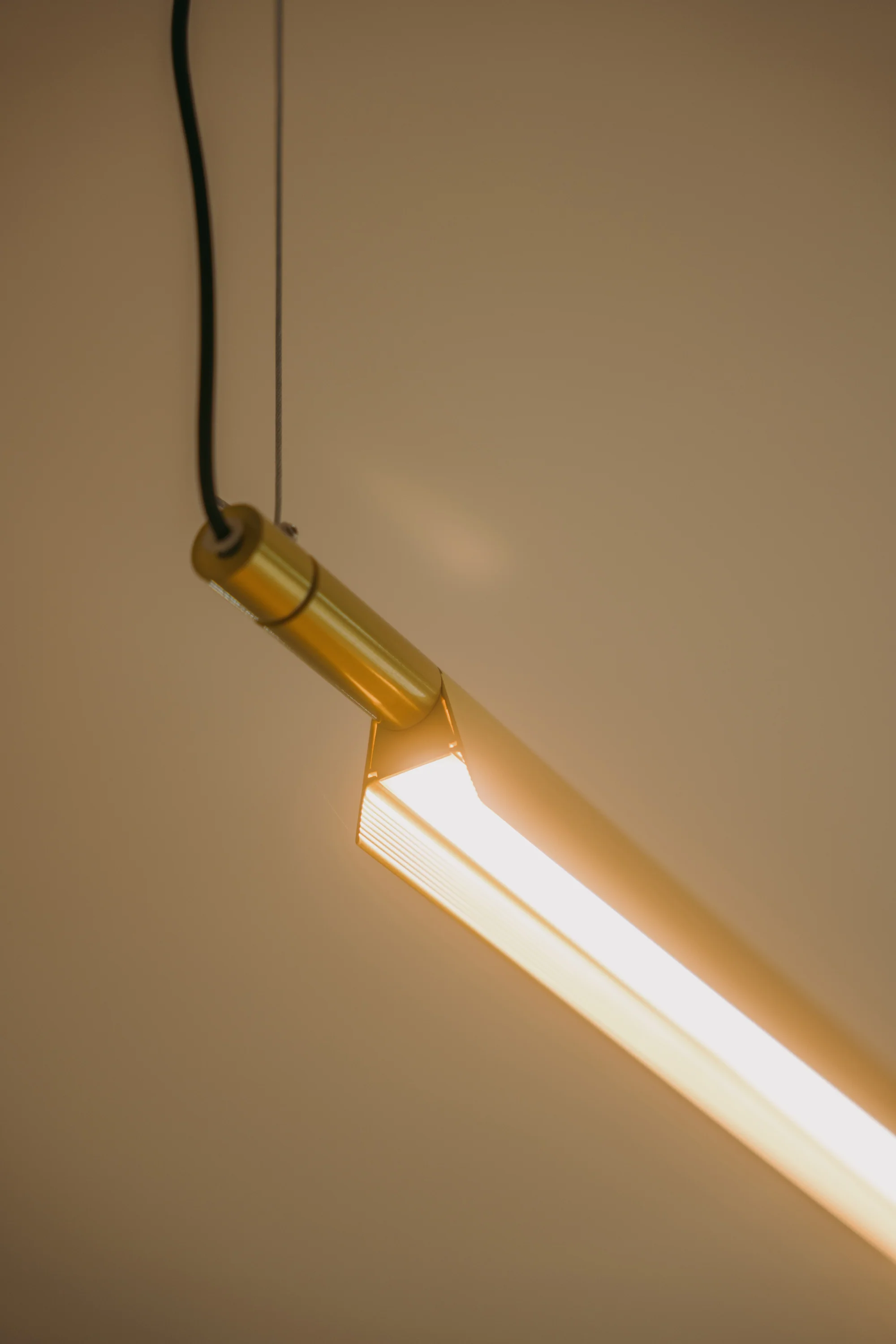 Ando Minimalist Line Brass Kitchen Island Pendant Light - Image 12
