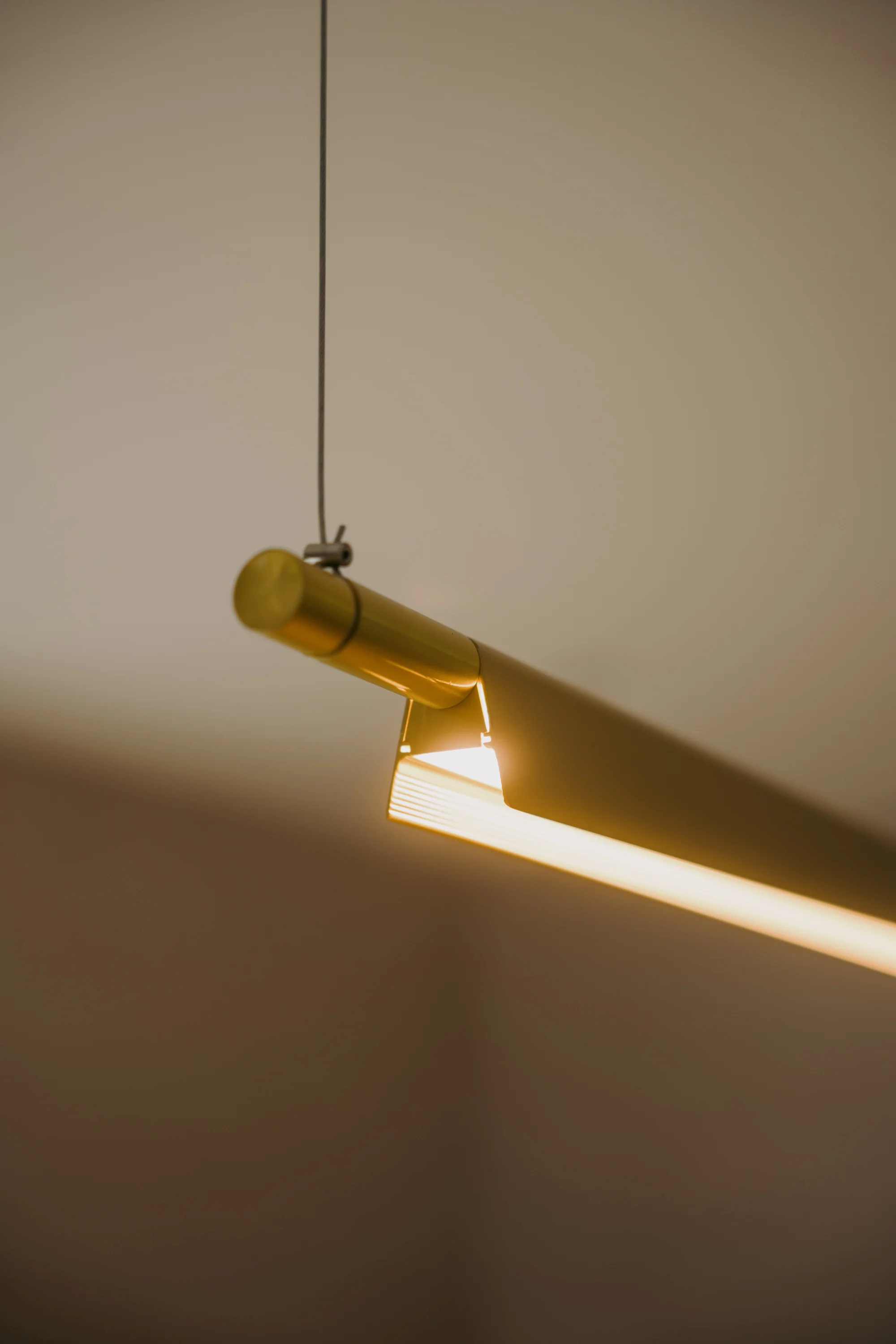 Ando Minimalist Line Brass Kitchen Island Pendant Light - Image 8
