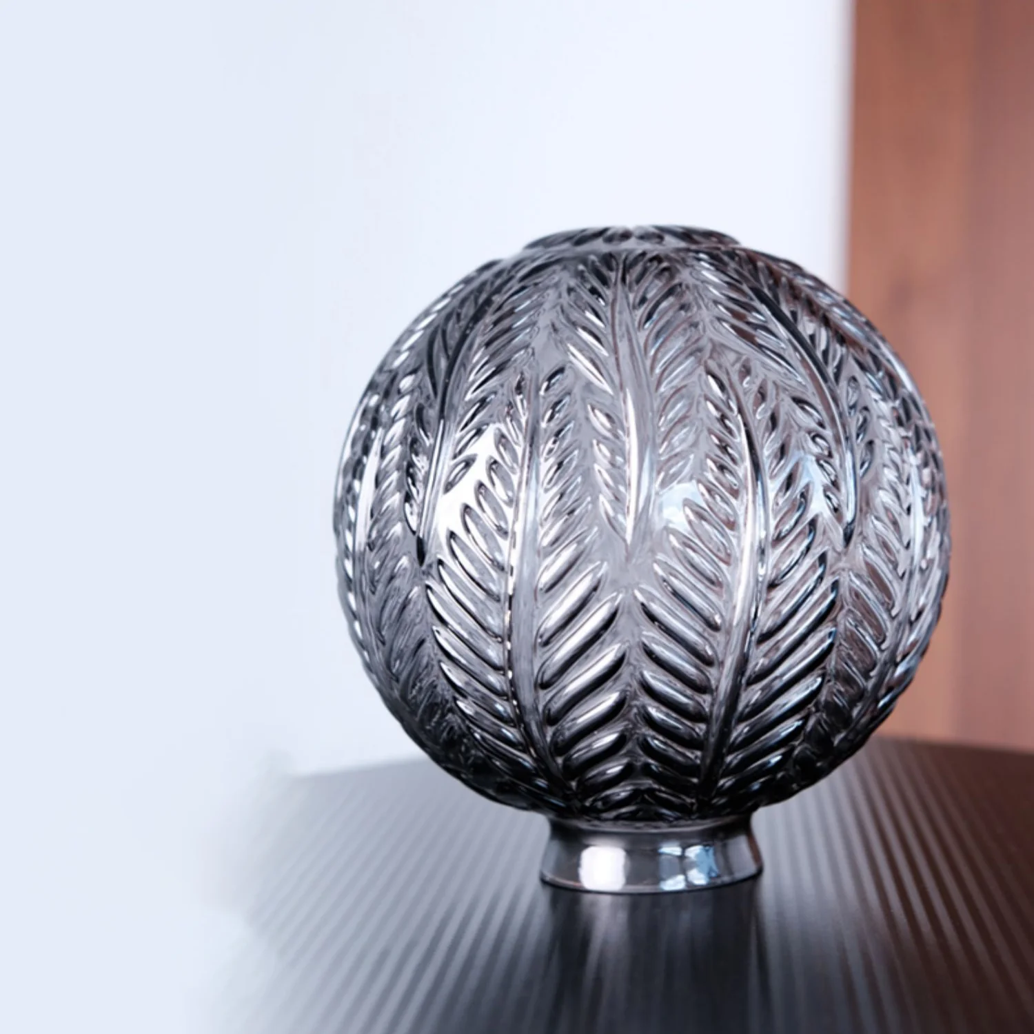 Black Florienne Glass Pendant Light - Image 8