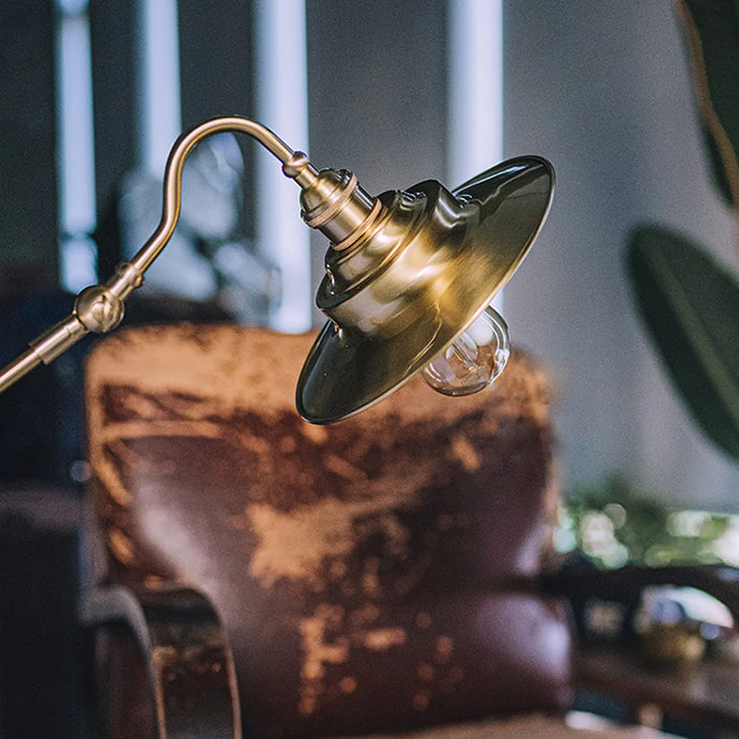 Brass Gooseneck Wall Light - Image 3