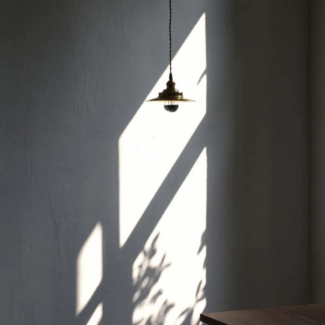 Cedric gold industrial pendant light - Image 5