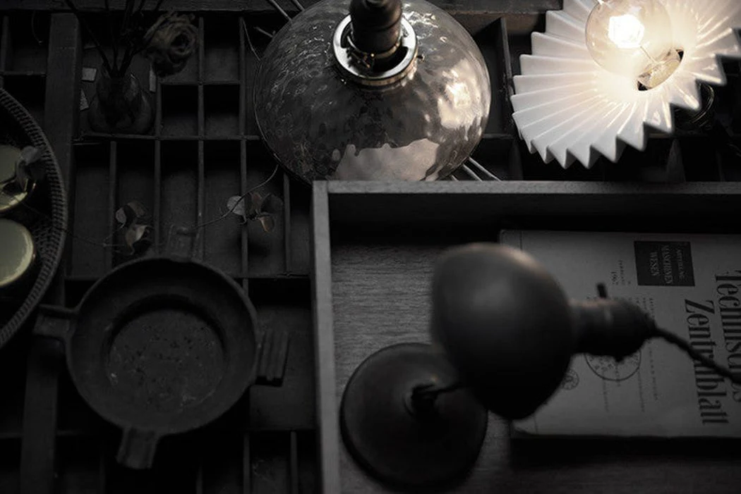 Ceramic Fluted Shade Brass Fitting Pendant Light - Image 9