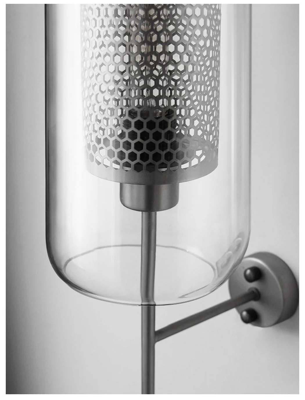 Chiswick Glass Shade Brass Fitting Wall Light - Image 7