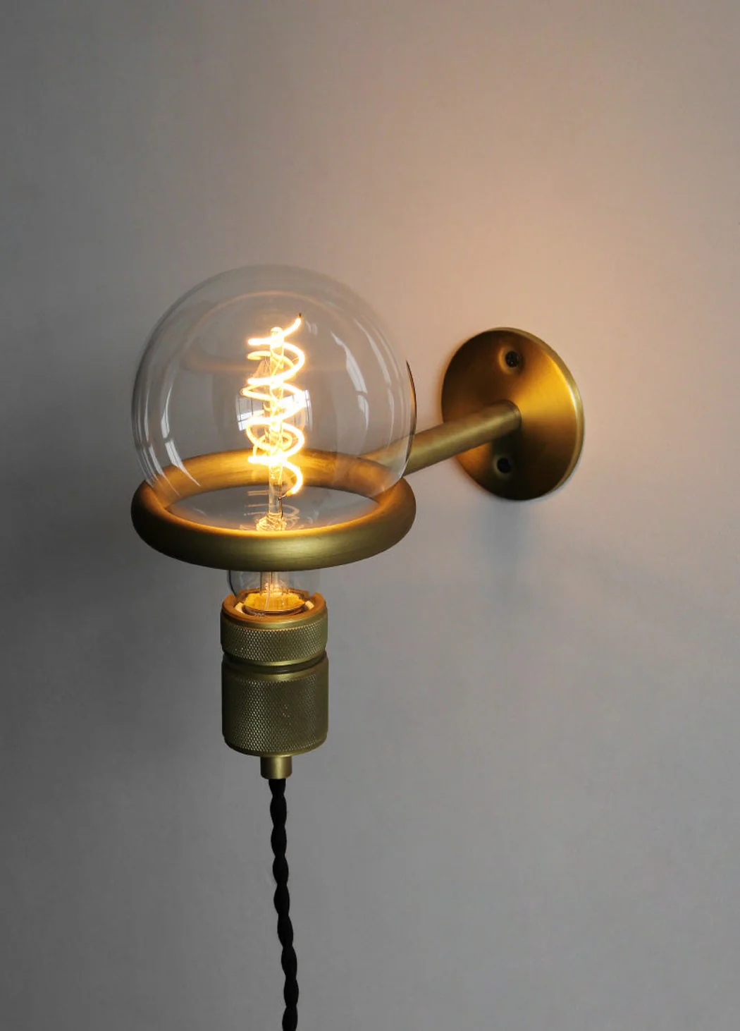 Circus Loop Brass Wall Light With Wall Plug - Image 15