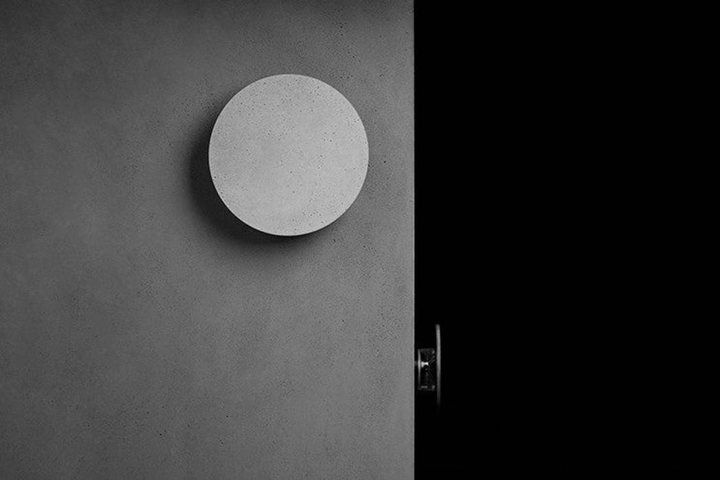 Cirrus Concrete Round Minimalist Wall Light - Image 2