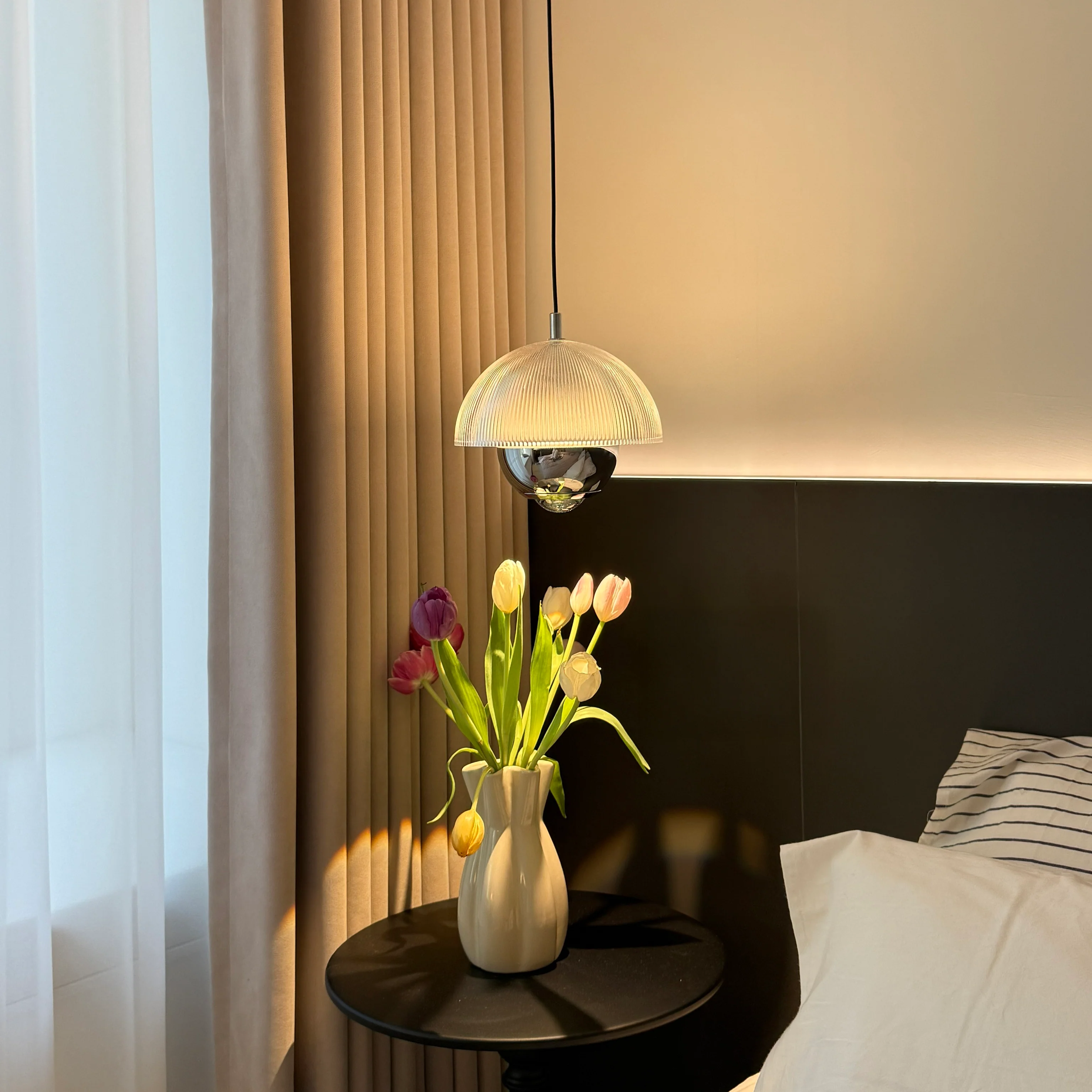 Eclipse Modern Ribbed Glass Pendant Light - Image 12