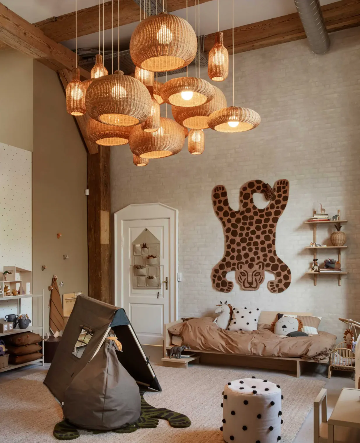 Finns Rattan bamboo weave pendant light - Image 2