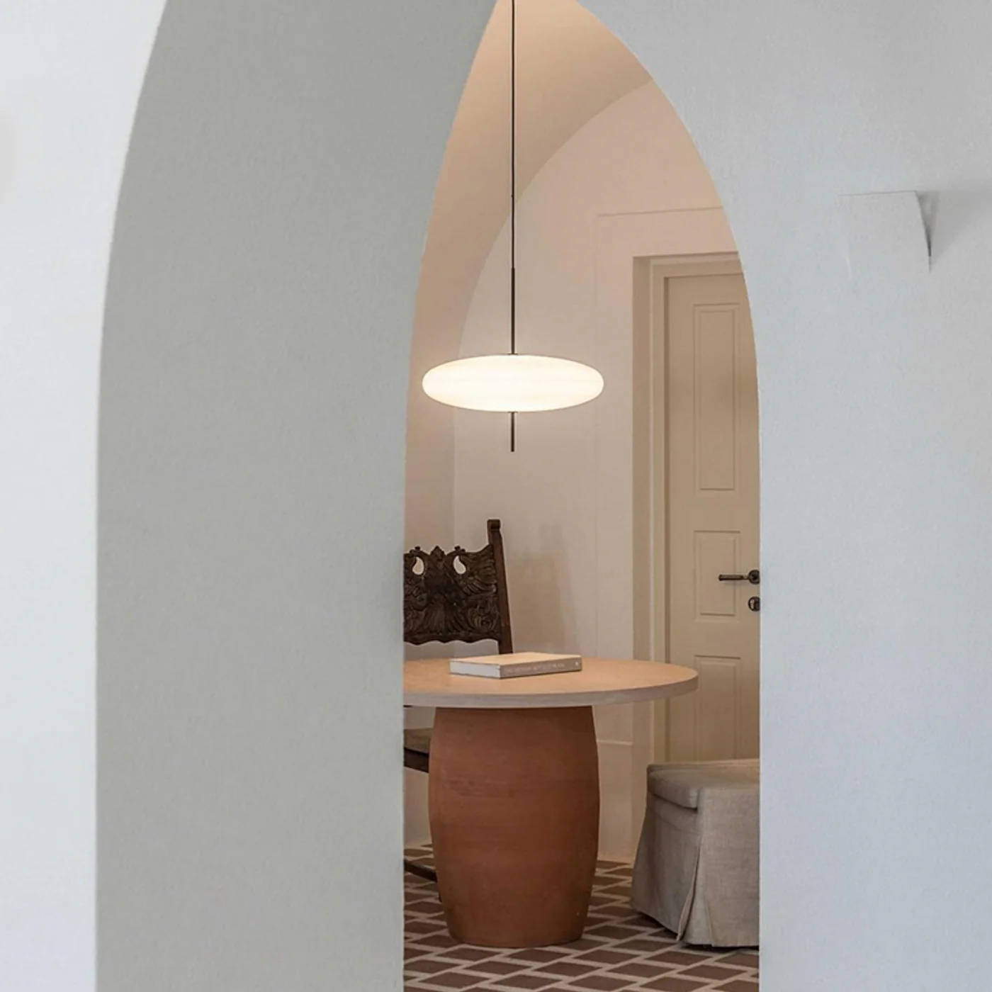 Fluo Bauhaus Minimalist Pendant Light - Image 9