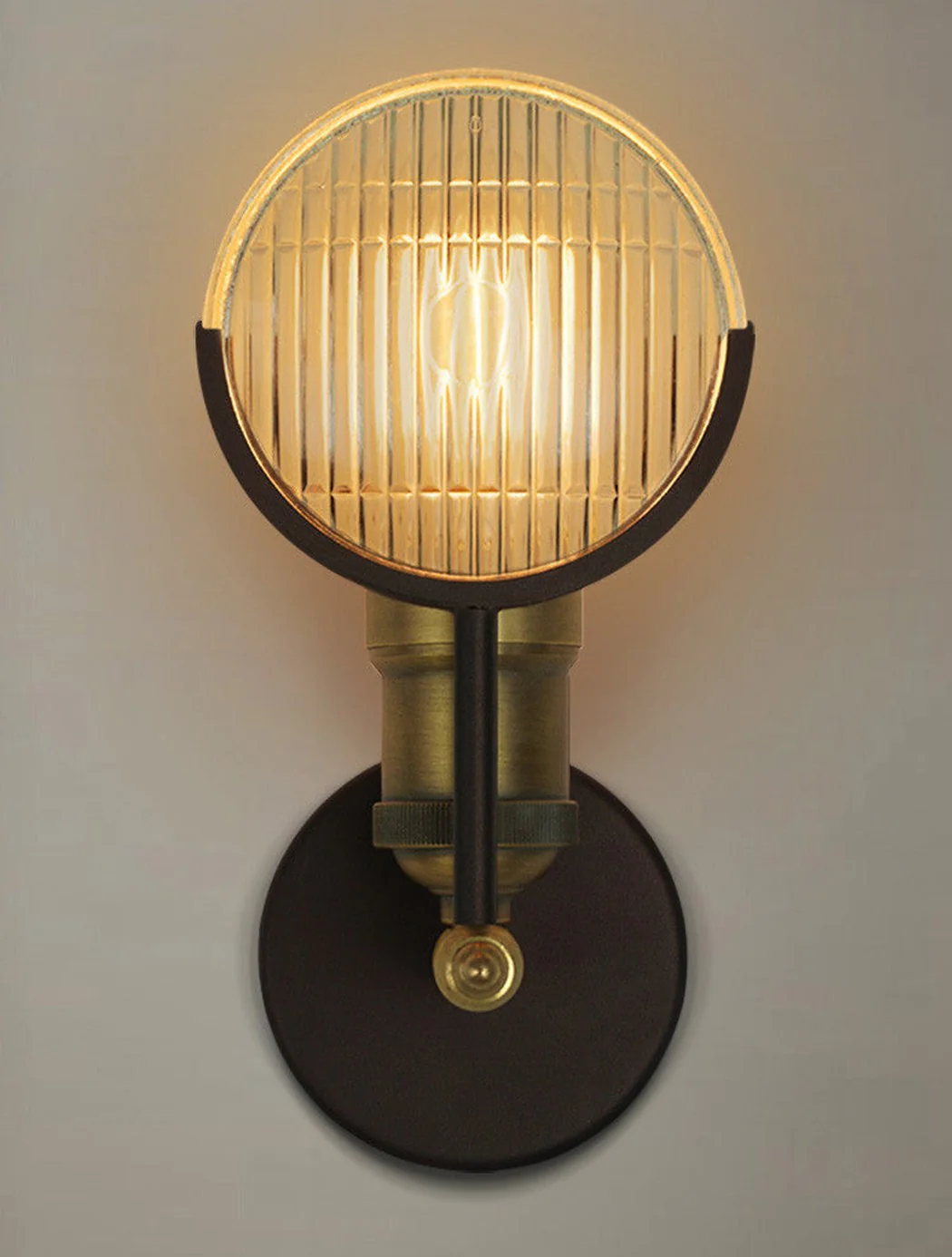 Huberman Fresnel Lens Brass Fitting Wall Light - Image 4
