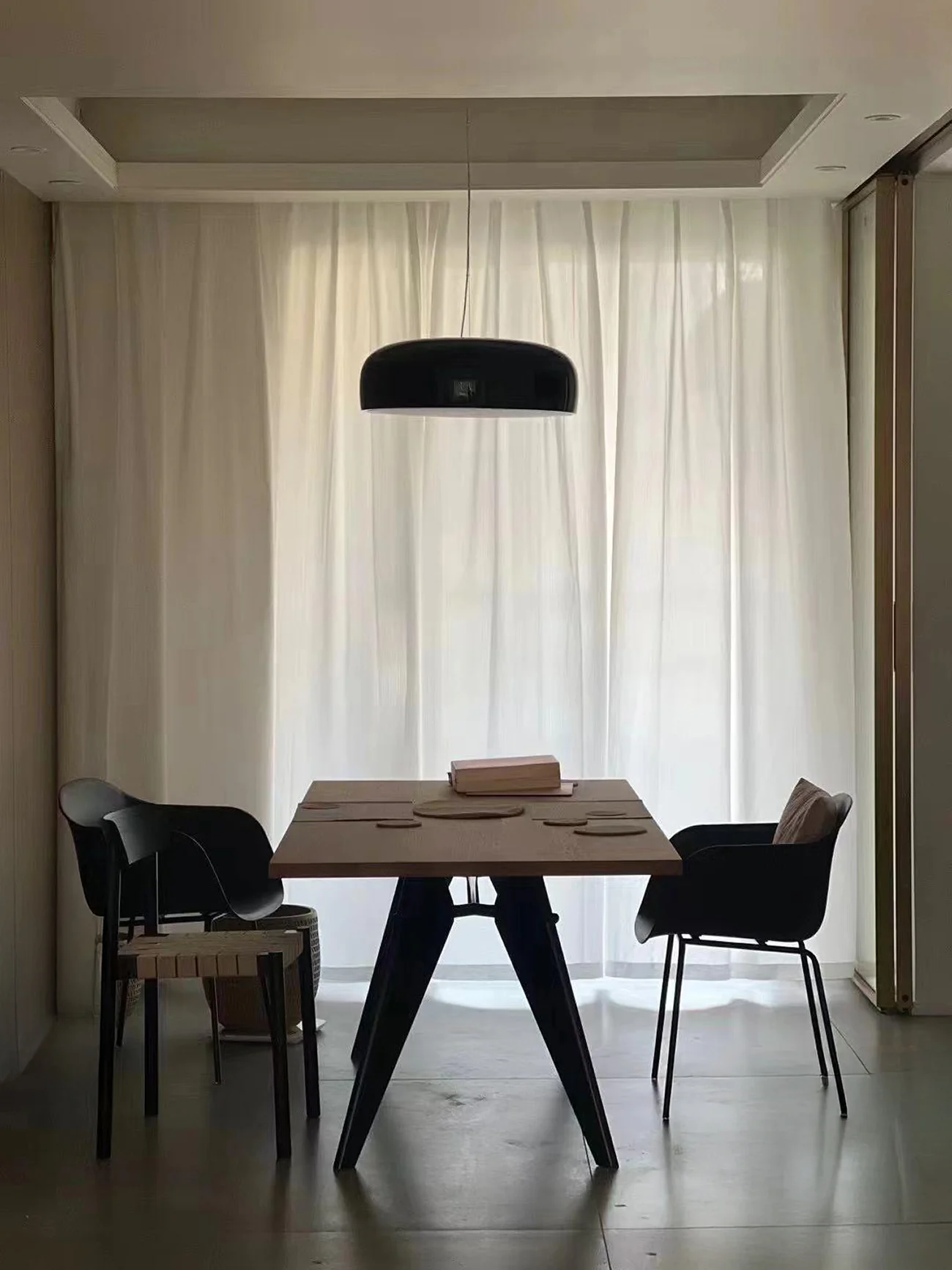 Luno Minimalist Suspension Pendant Light - Image 11