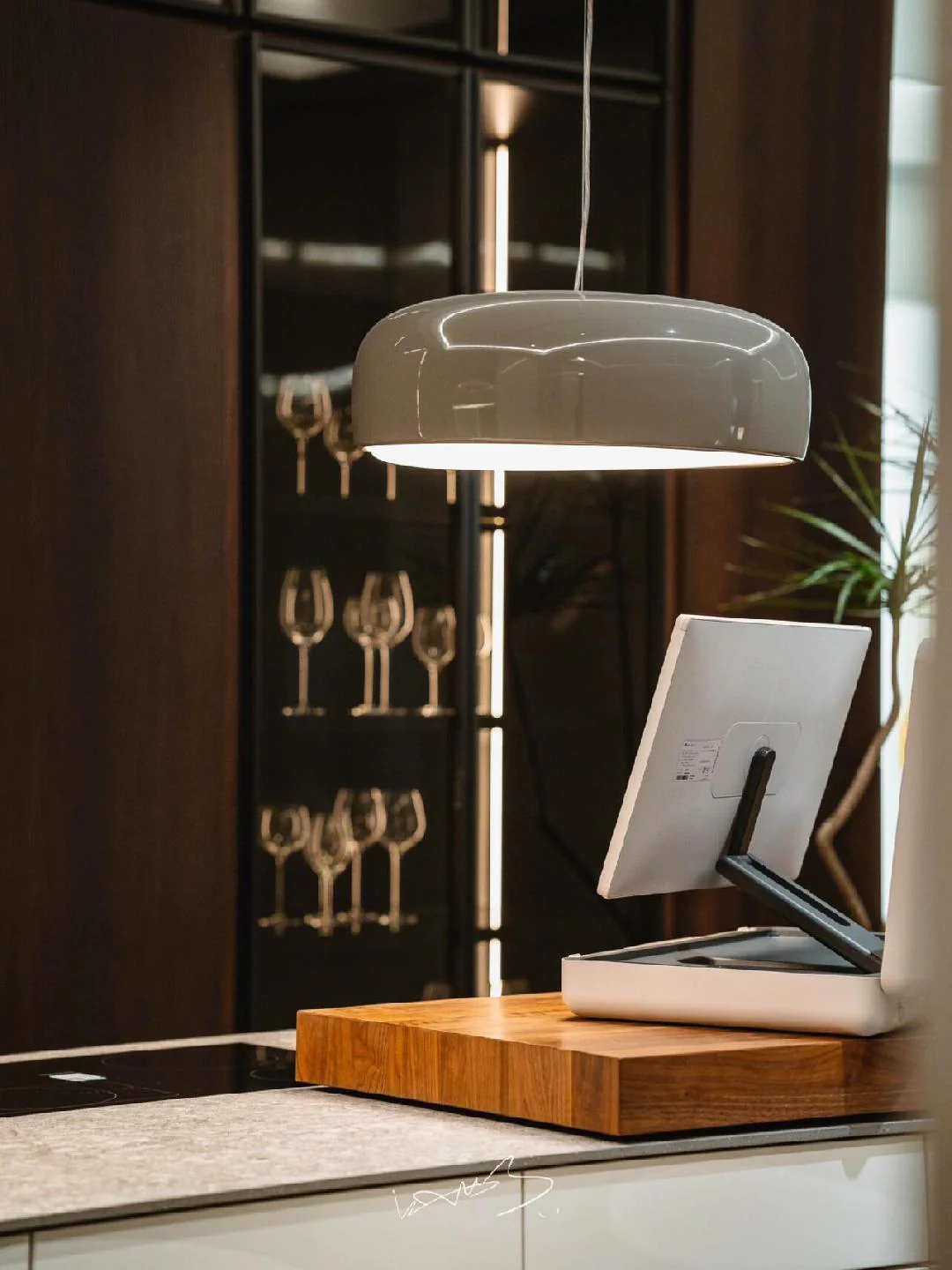 Luno Minimalist Suspension Pendant Light - Image 2