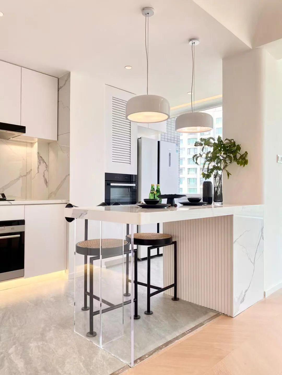 Luno Minimalist Suspension Pendant Light - Image 5