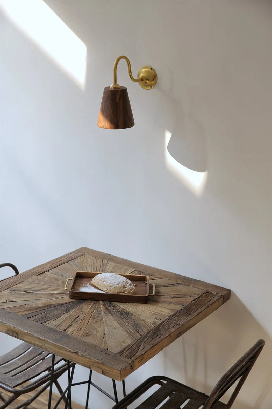 Oberon Wooden Shade Brass gooseneck arm Wall Light - Image 7