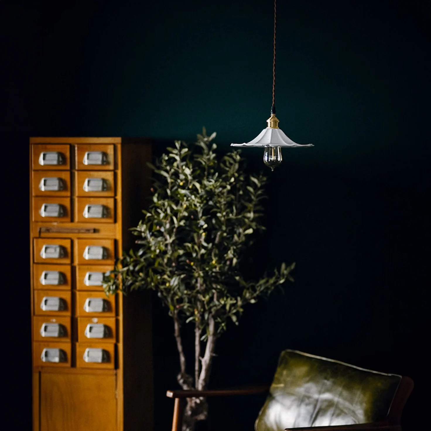 Odette Porcelain Shade Brass Fitting Pendant Light - Image 31