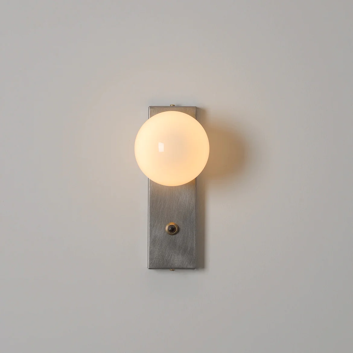 Oswald Bauhaus Minimalist Wall Light - Image 11
