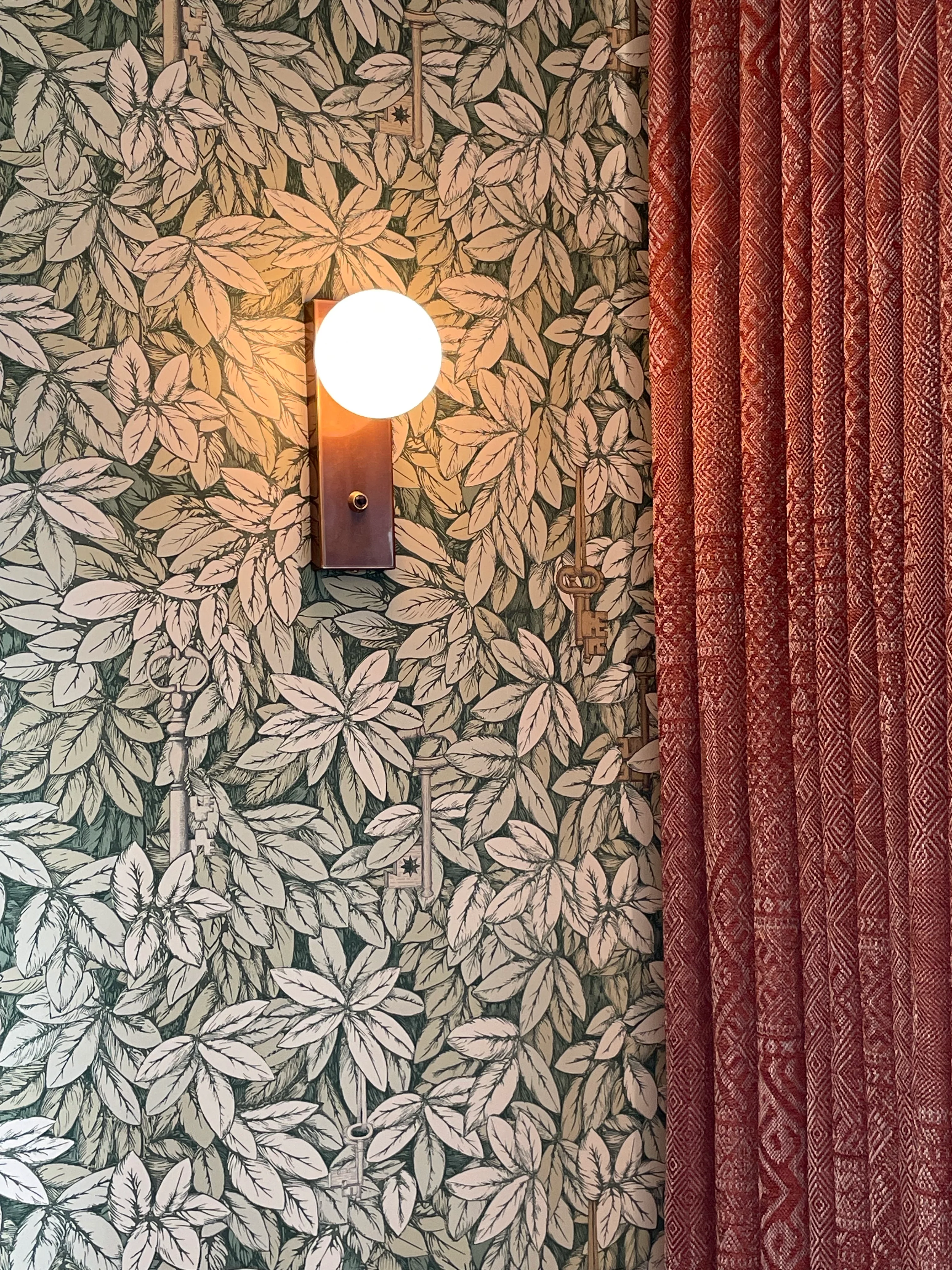 Oswald Bauhaus Minimalist Wall Light - Image 6