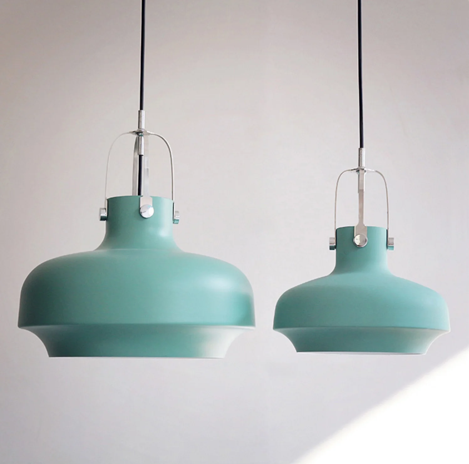 Rainier Contemporary Pendant Light - Image 19