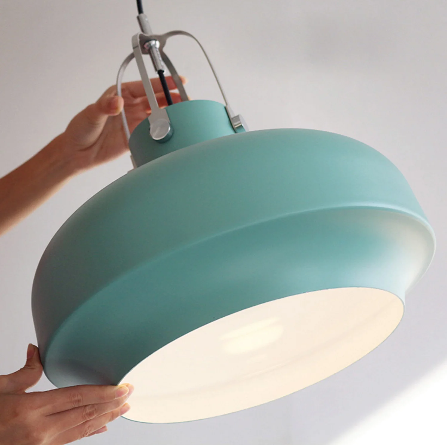 Rainier Contemporary Pendant Light - Image 7