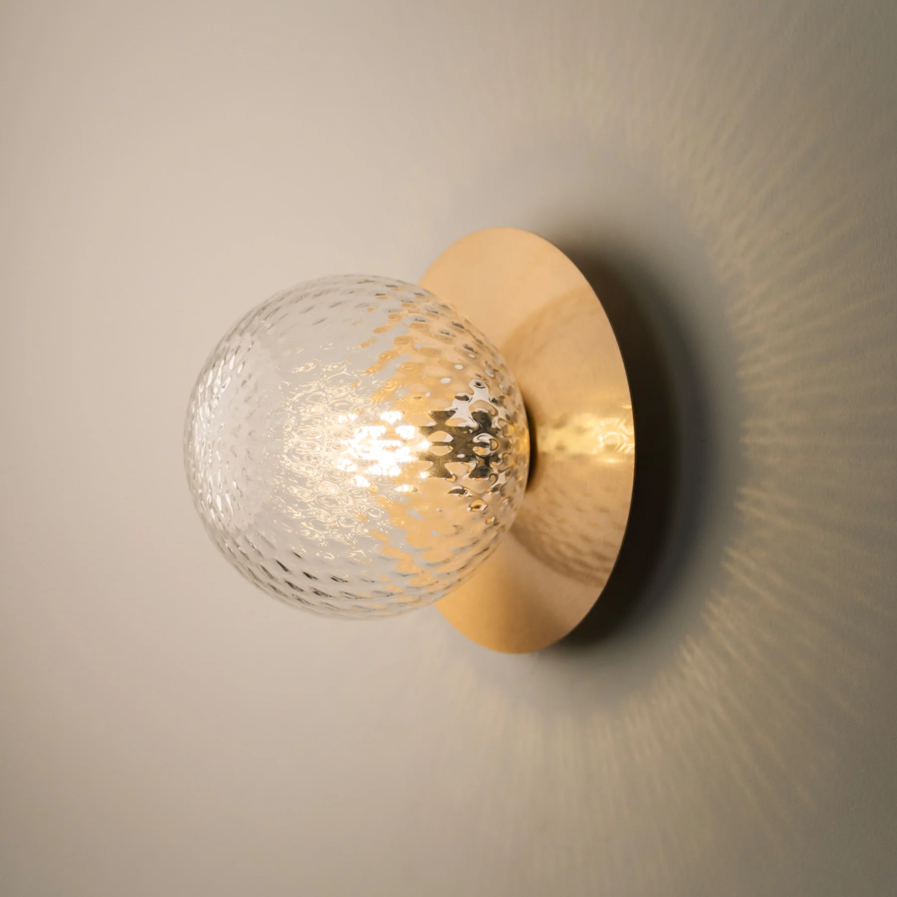 Rund Art Deco Glimmer Glass Wall Light / Ceiling Light - Image 5