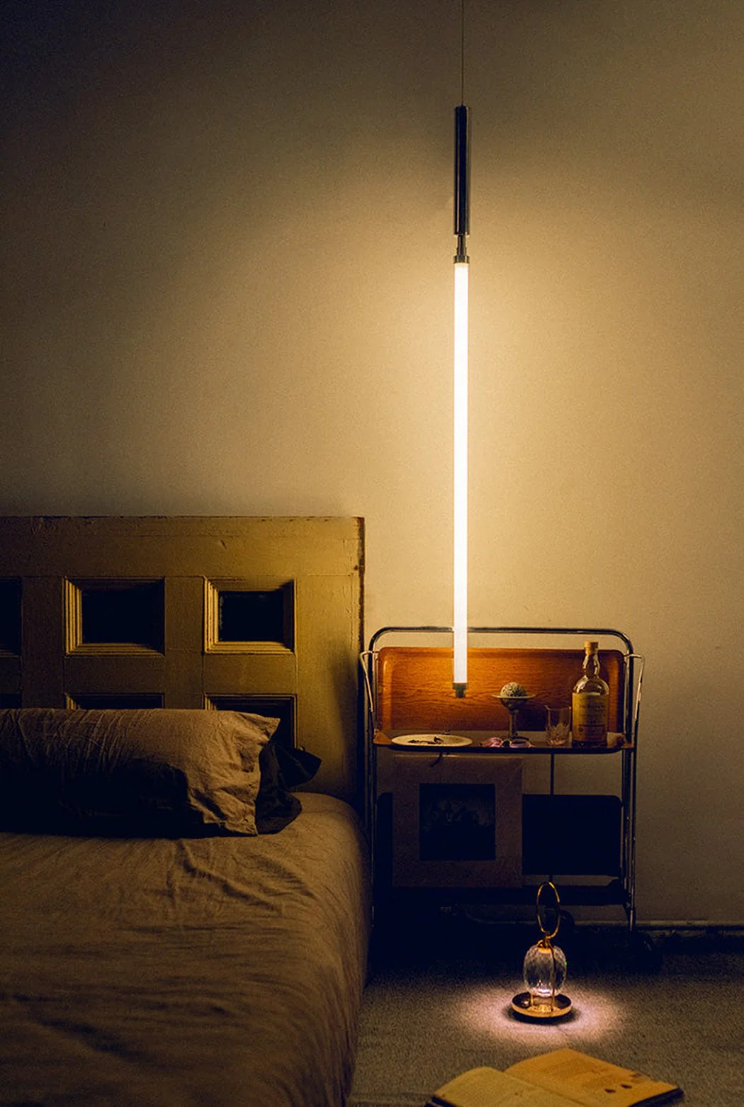 Solo Minimalist Strip Line Pendant Light - Image 10