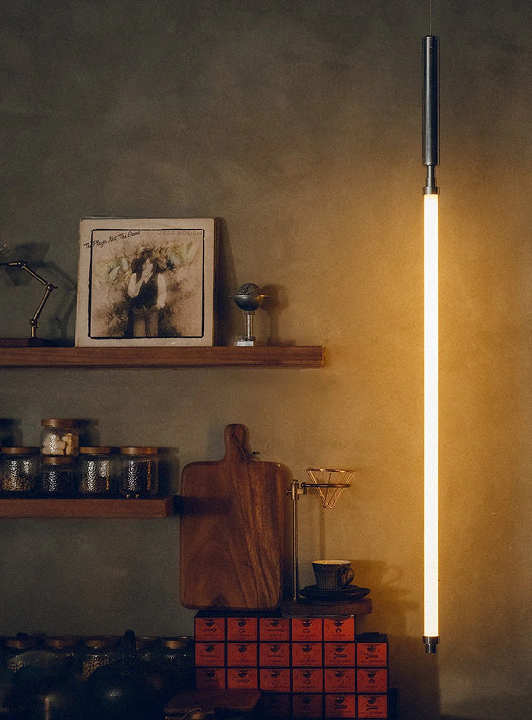 Solo Minimalist Strip Line Pendant Light - Image 5
