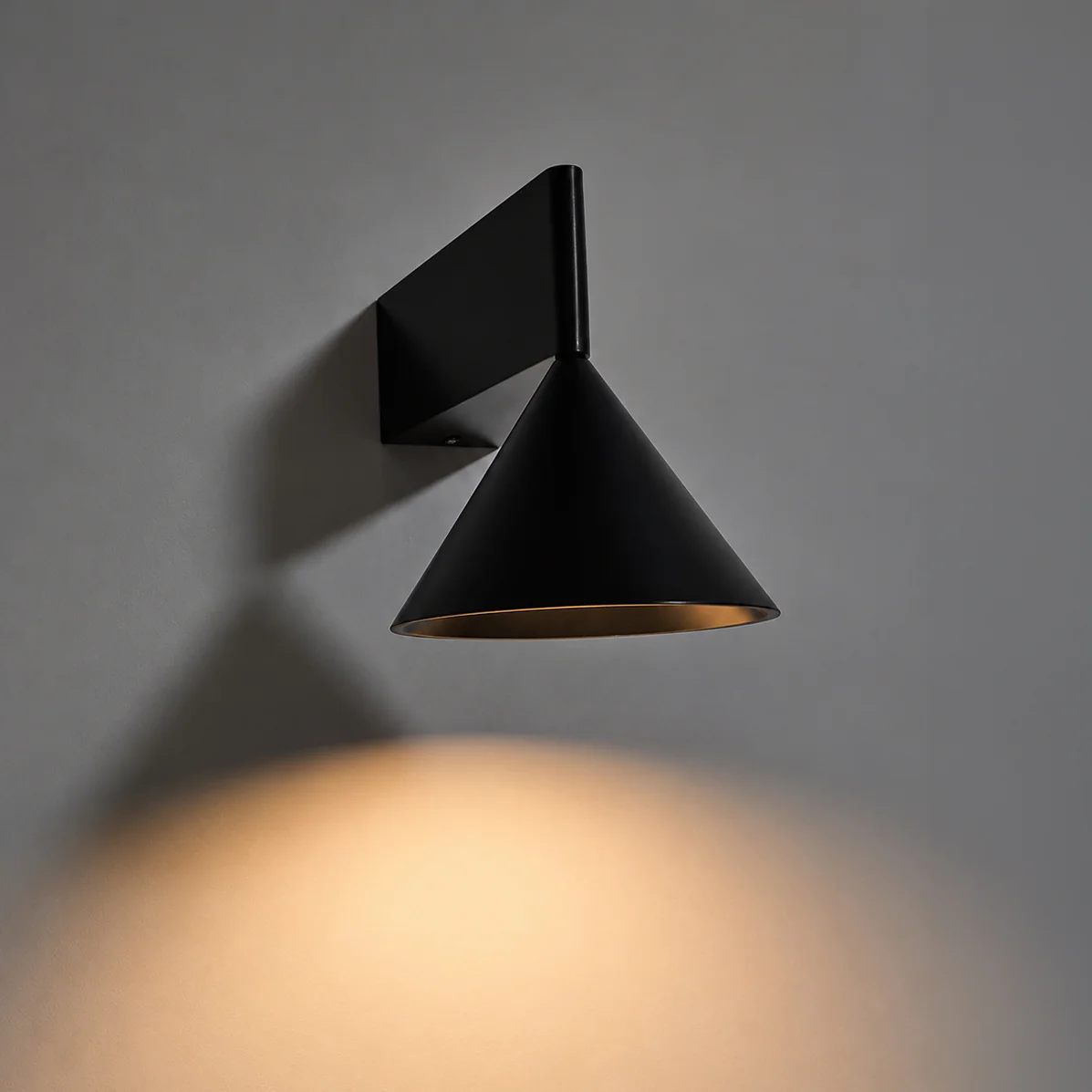 Staccato Modern Minimalist Wall Light - Image 9