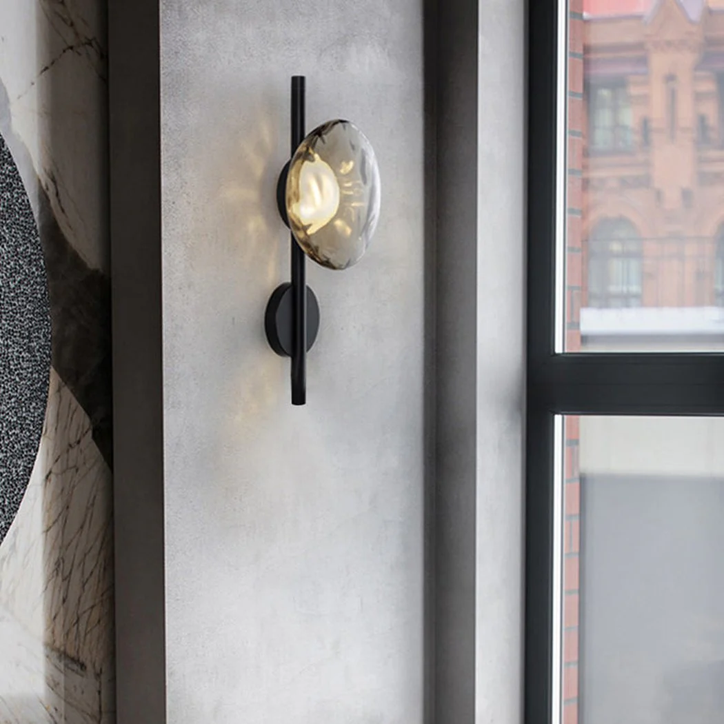 Stratus modern contemporary wall light - in black - Image 4