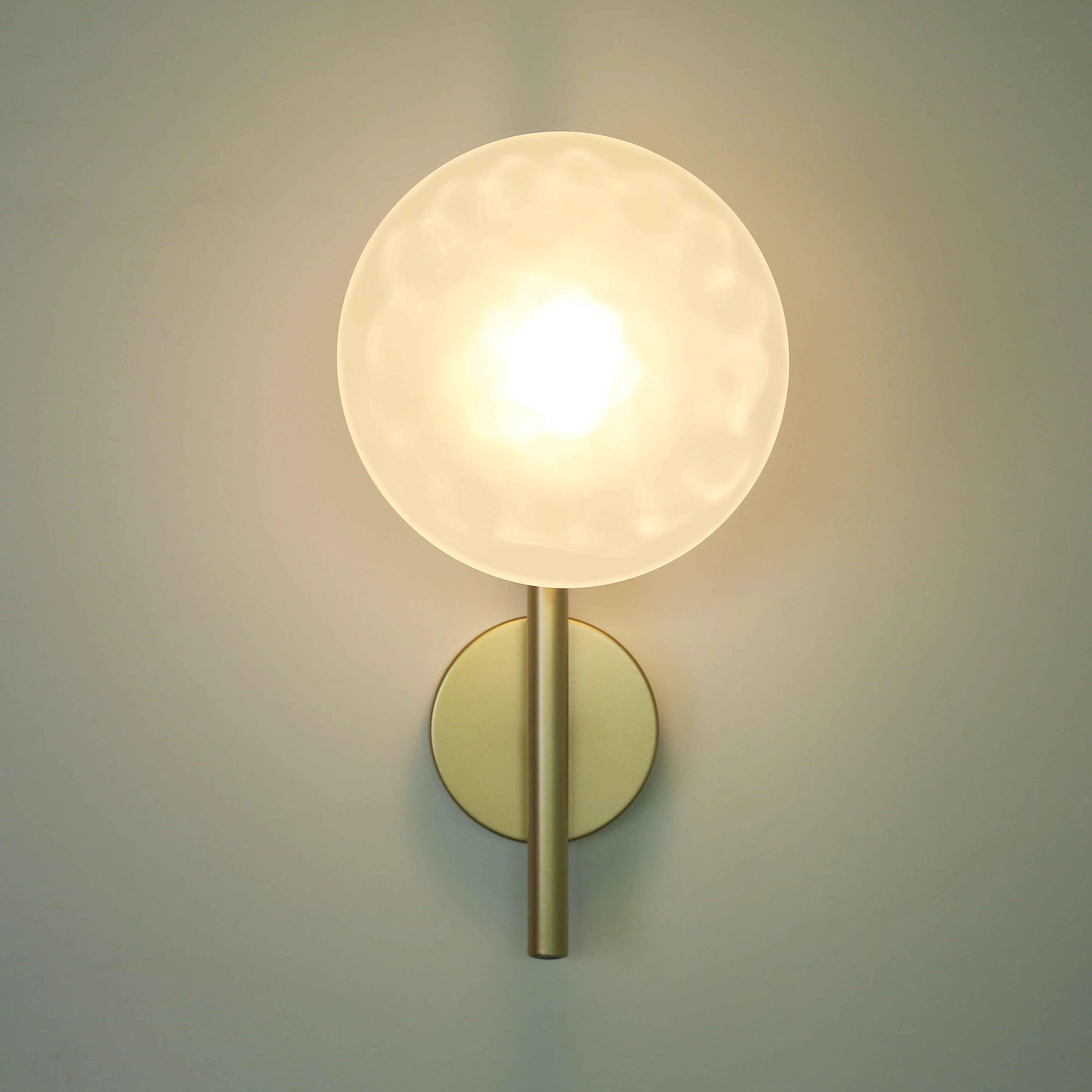 Stratus Brass Modern Wall Light / Wall Sconce - Image 3