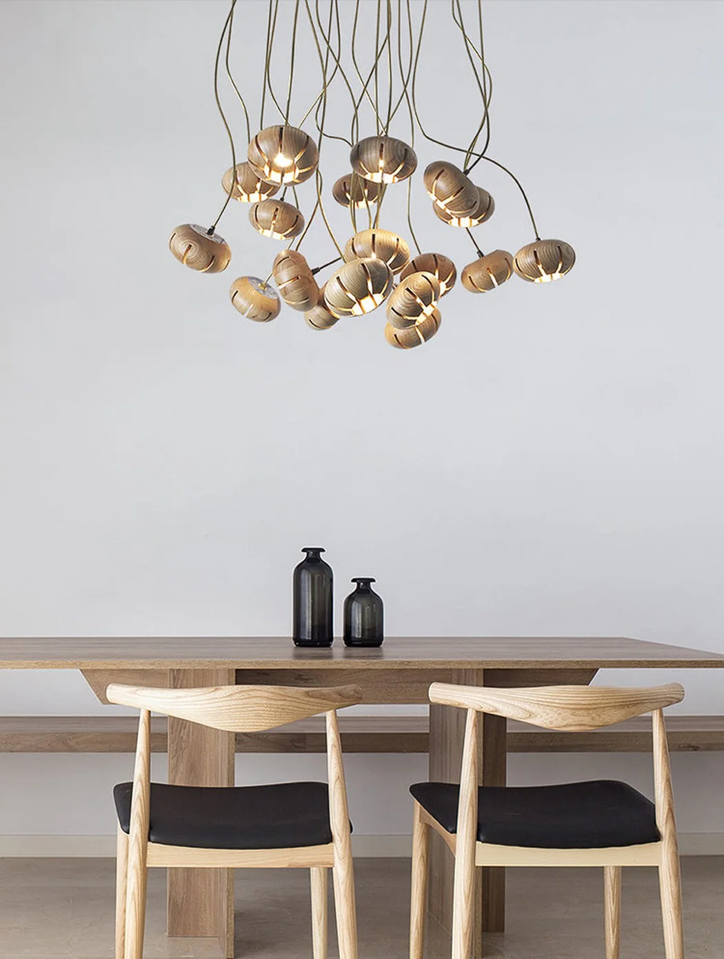 Wooden Petal Round Cluster Pendant Light Chandelier - Image 5