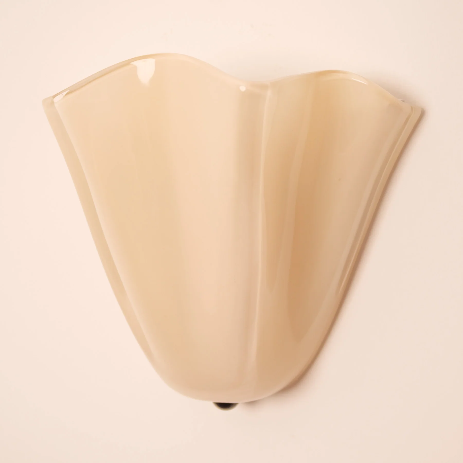 Valentine Glass Shade Classic Wall Light - Image 4