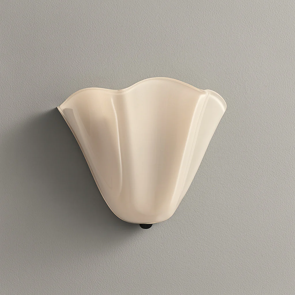 Valentine Glass Shade Classic Wall Light - Image 8