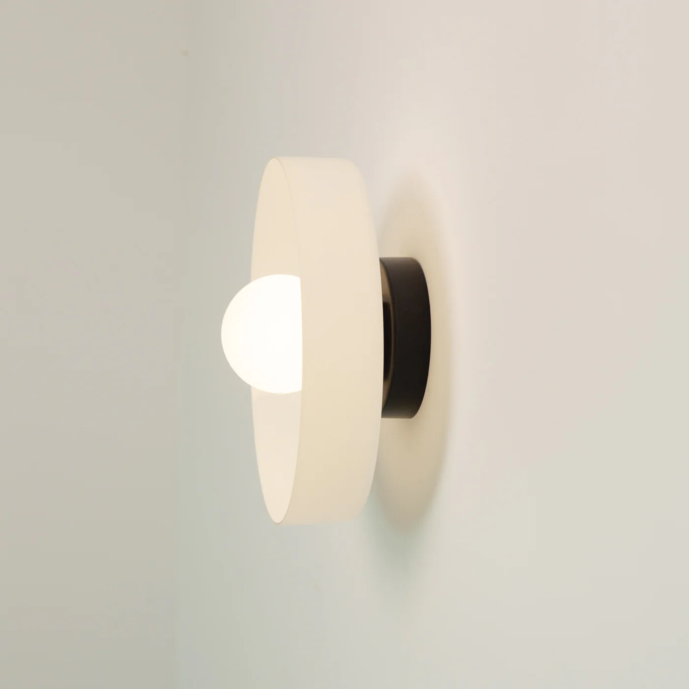 Walter Retro Bauhaus Wall Light - Image 7