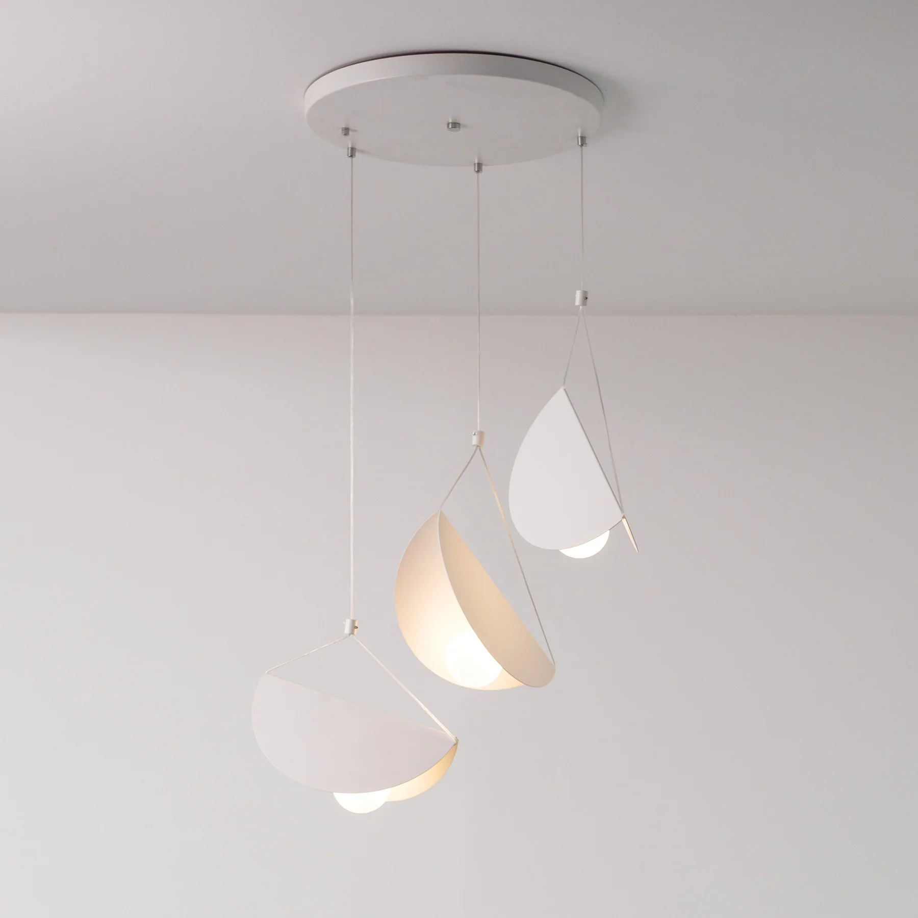 White Glider Minimalist Line Pendant Light - Image 6