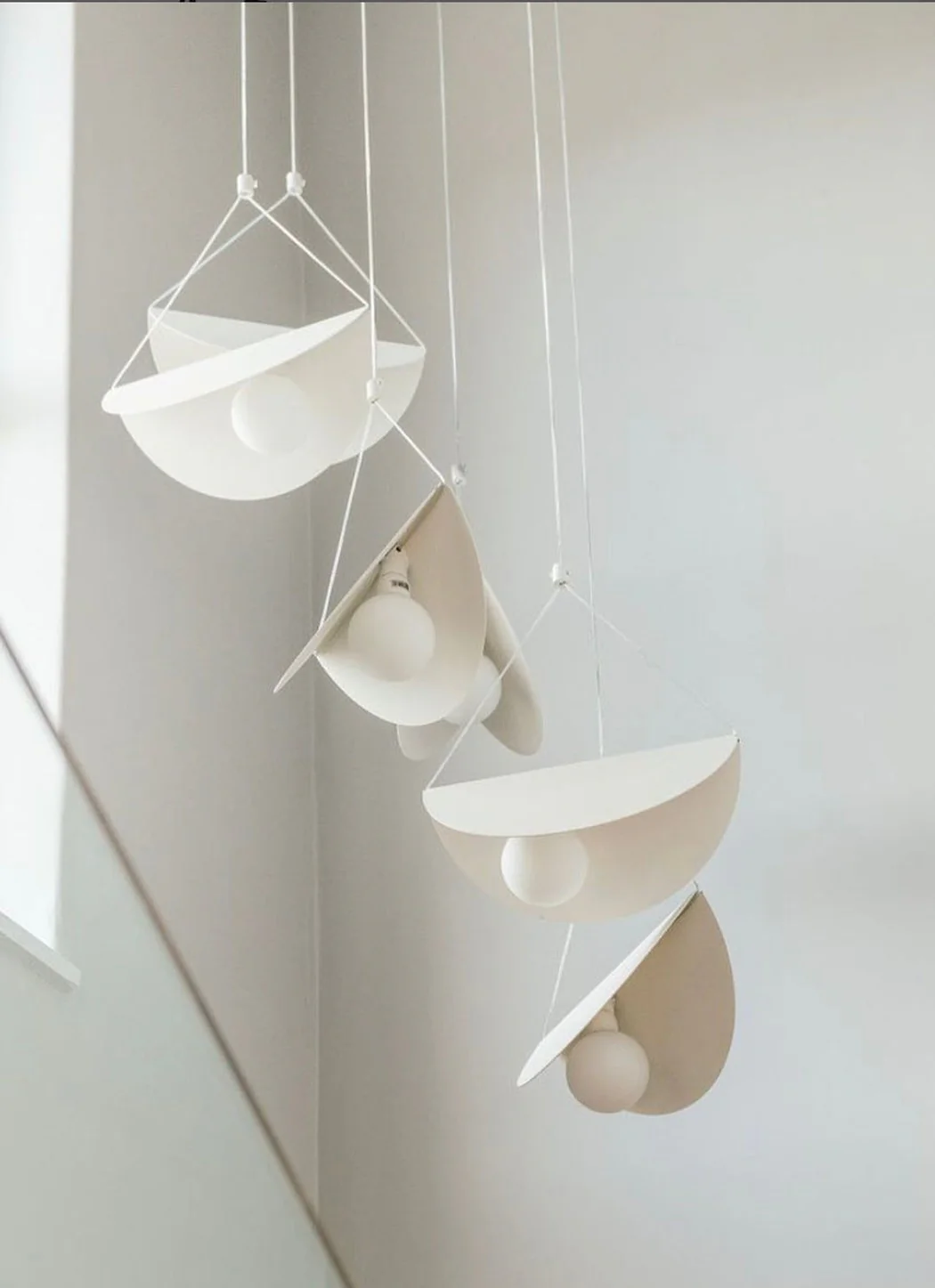 White Glider Minimalist Line Pendant Light - Image 8