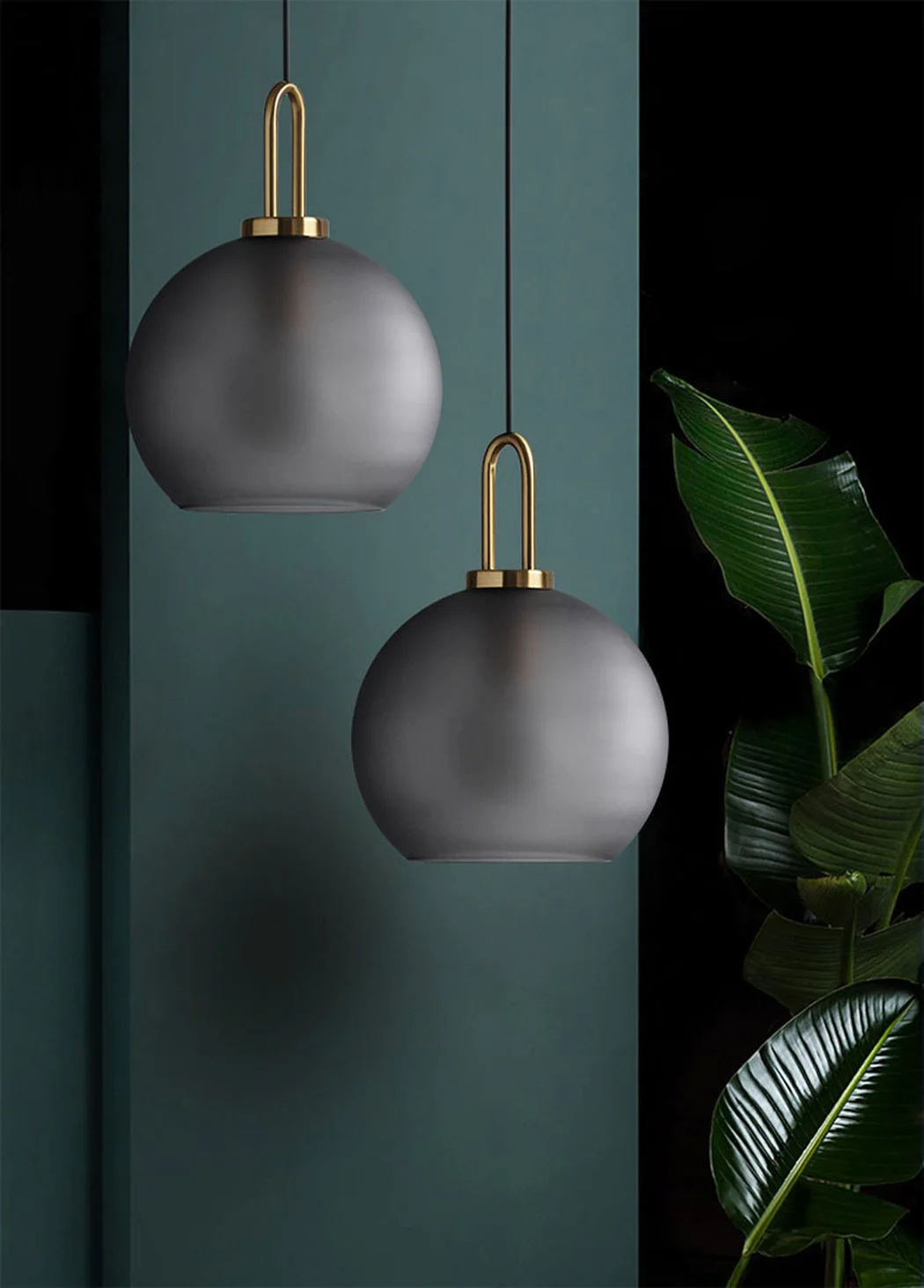 Yayoi Glass Globe Brass Fitting Pendant Light - Image 15