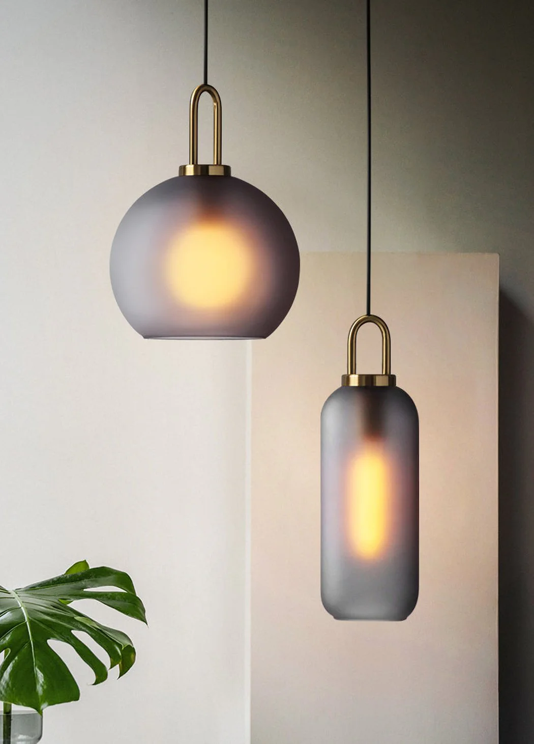 Yayoi Glass Globe Brass Fitting Pendant Light - Image 4